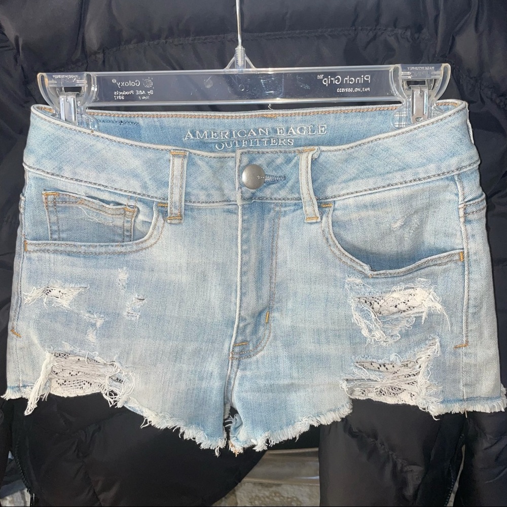 American Eagle high waisted stretch shorts size 2